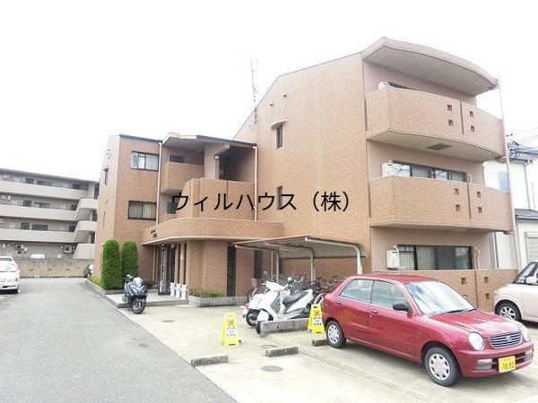 建物外観　鉄筋コンクリートマンション！