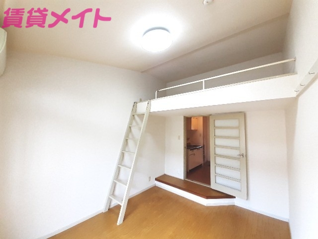 居室・リビング　別部屋画像参考