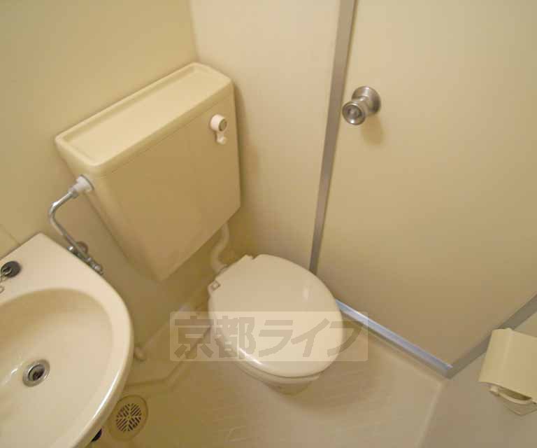 トイレ　ユニットバスのトイレです。