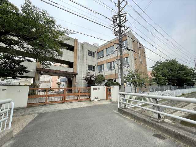 小学校　常磐小学校（小学校）まで2152m