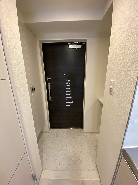 玄関　シューズＢＯＸ付きの玄関