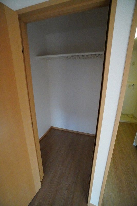 収納　別部屋参考写真となります