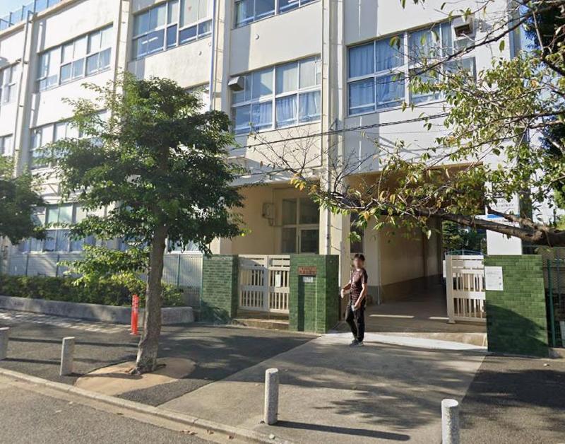 小学校　足立区立花保小学校（小学校）まで600m
