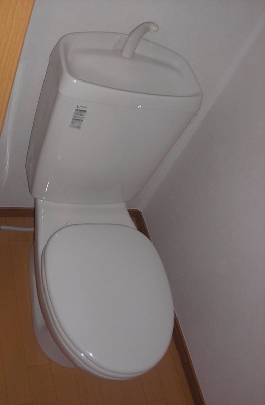 トイレ　※全て別号室のお写真。内装等参考にしてください。