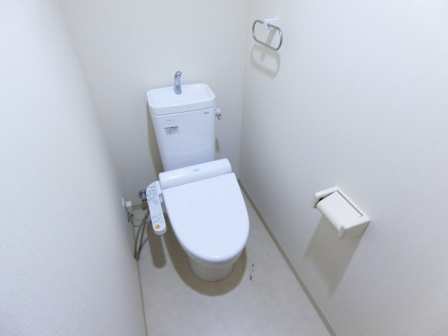 トイレ　ウォシュレット