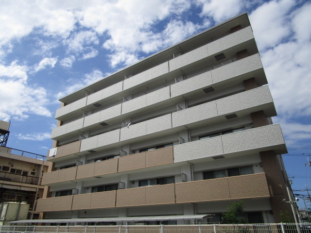 建物外観　スタイリッシュな外観