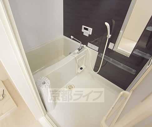 バス・シャワールーム　お洒落なお風呂です。