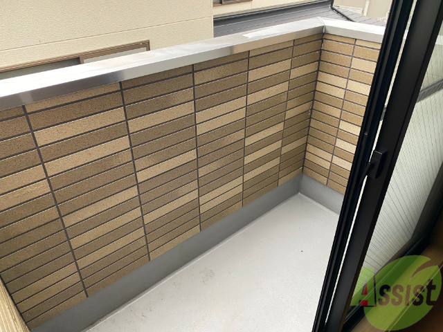 バルコニー　バルコニーはこちらです。十分な広さがございますね