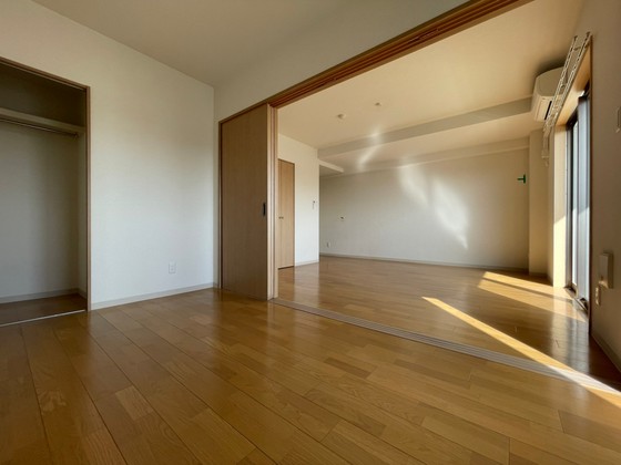 居室・リビング　※別部屋の写真です