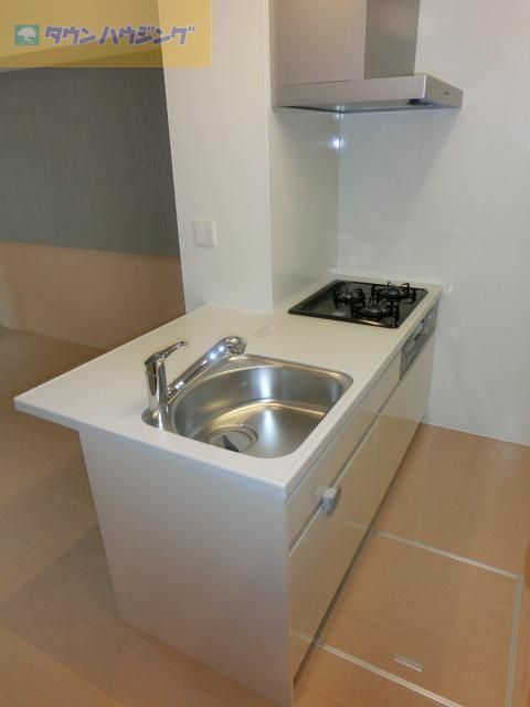 キッチン　コンロ3口システムキッチン