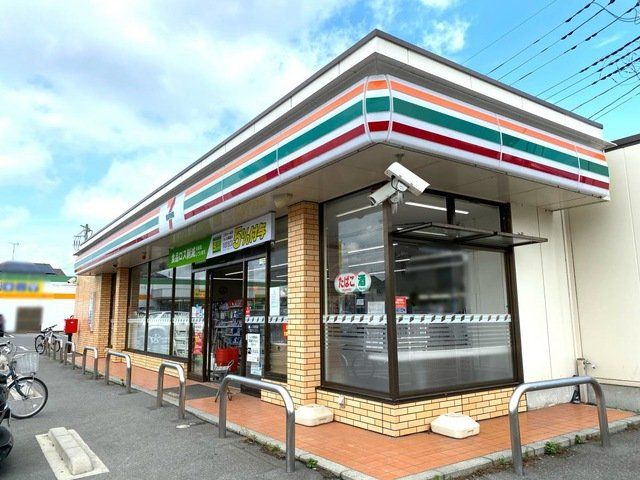 コンビニ　セブンイレブン羽生西店（コンビニ）まで410m
