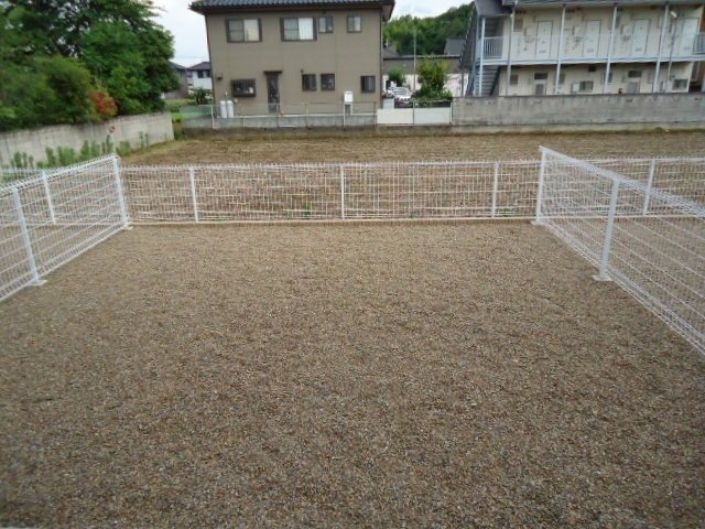 庭　図面と現状に相違がある場合には現状を優先