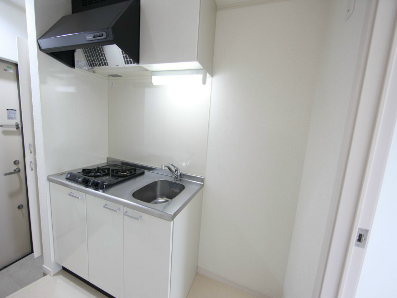 キッチン　システムキッチン（ガス2口）冷蔵庫・レンジ等ご用意できます