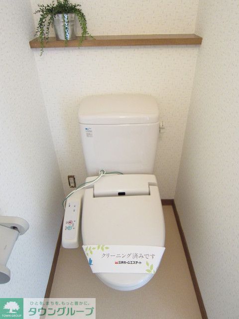 トイレ　1階