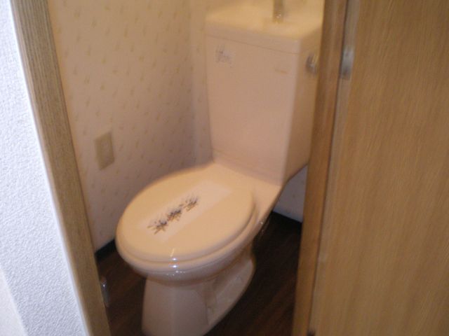 トイレ　洋式のトイレです。