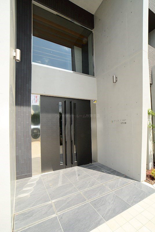 ロビー　★《見学予約受付中》当店では契約金がクレジット決済可能です★