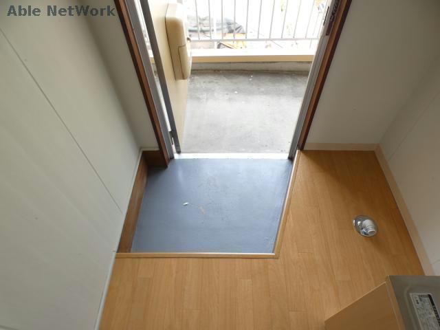 玄関　同型別建物
