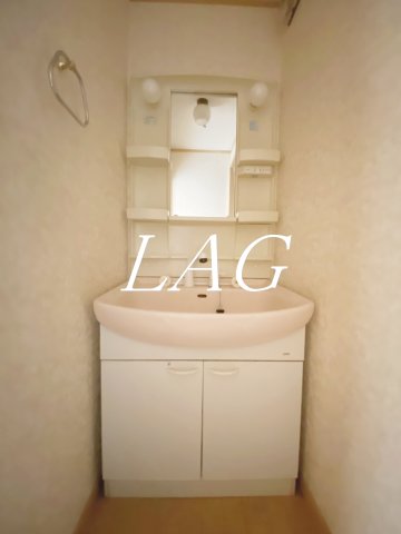 洗面設備　洗面台です。（同仕様です。）