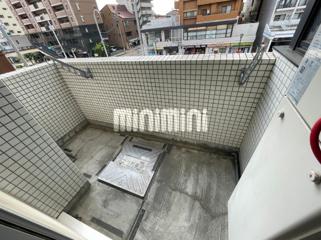 バルコニー　別フロアです