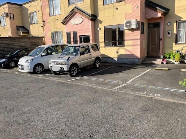 駐車場　駐車場