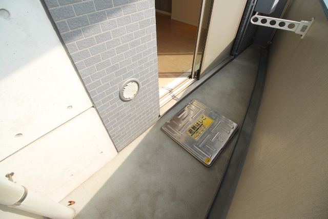 バルコニー　別部屋同タイプ
