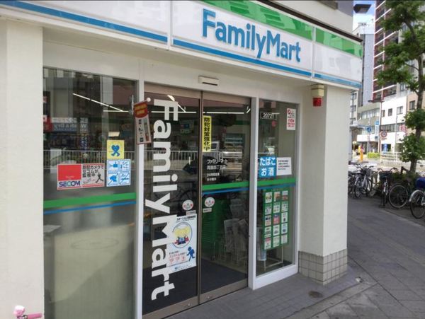 コンビニ　ファミリーマート両国四丁目店（コンビニ）まで116m