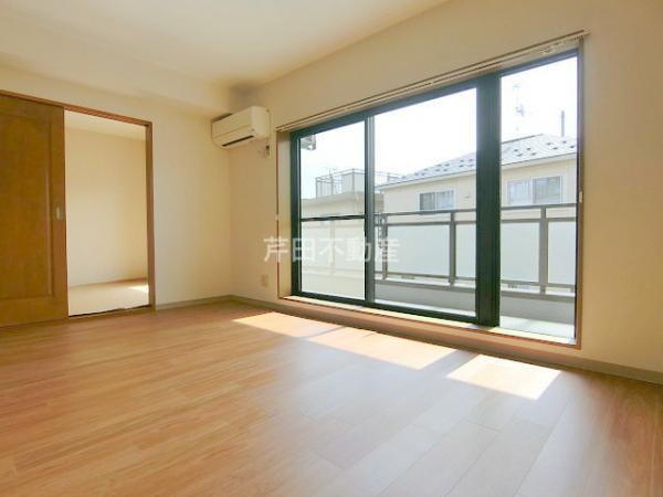 居室・リビング　写真は別のお部屋のイメージです