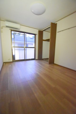 居室・リビング　別のお部屋の写真です