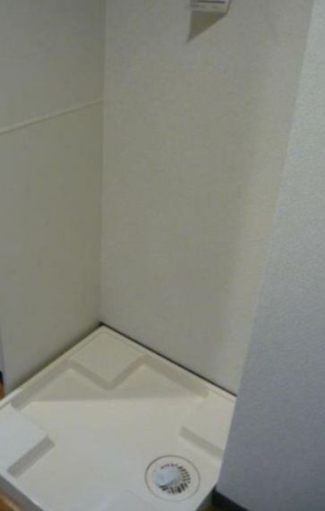 洗面設備　参考写真：別部屋タイプ