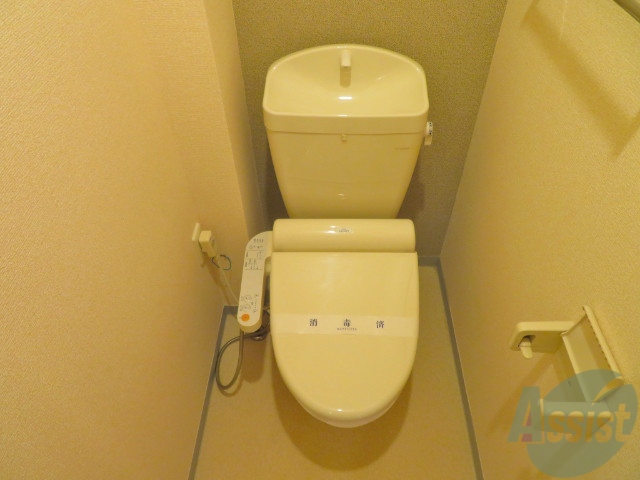 トイレ　ウォシュレット付きのトイレです。シャワートイレは日本の宝。