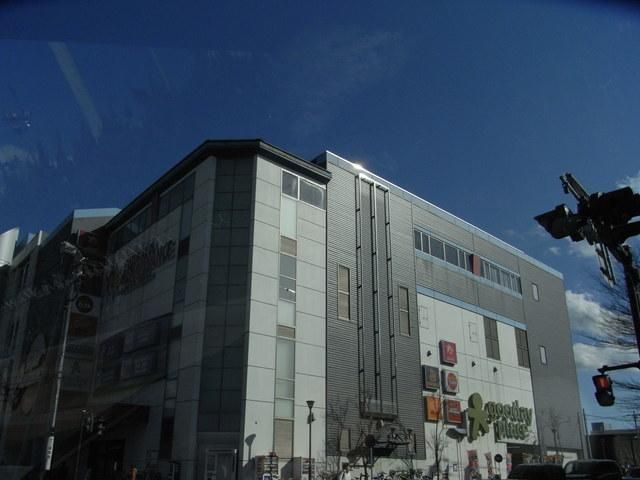 小学校　TSUTAYA港南中央店（小学校）まで991m