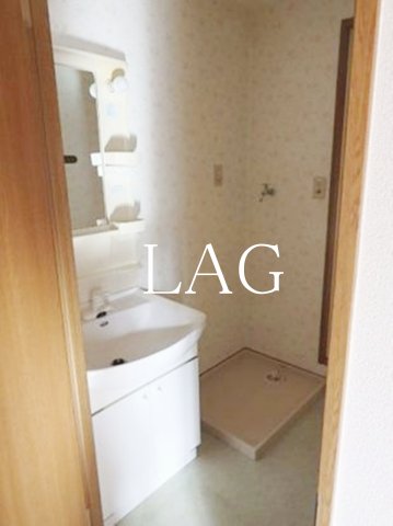 洗面設備　洗面台です。