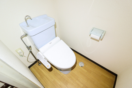 トイレ　※別部屋の写真です