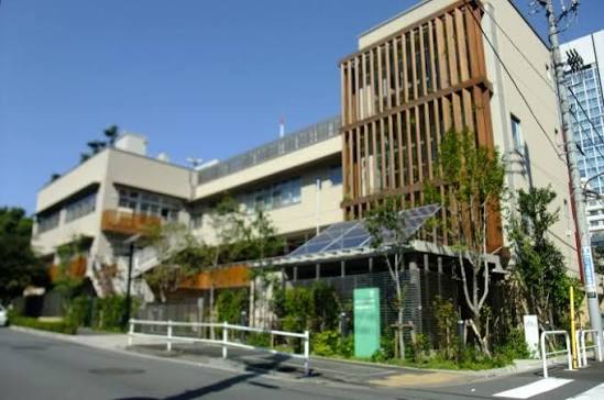幼稚園・保育園　港区立芝公園保育園（幼稚園・保育園）まで305m