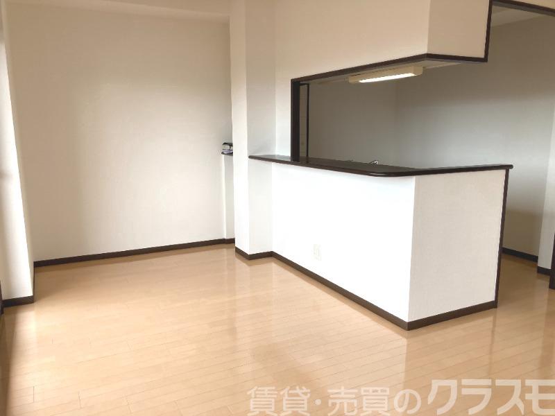 フェニックス堺東の居間写真