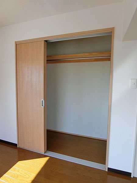 収納　荷物の多い方でも安心の収納スペースがございます