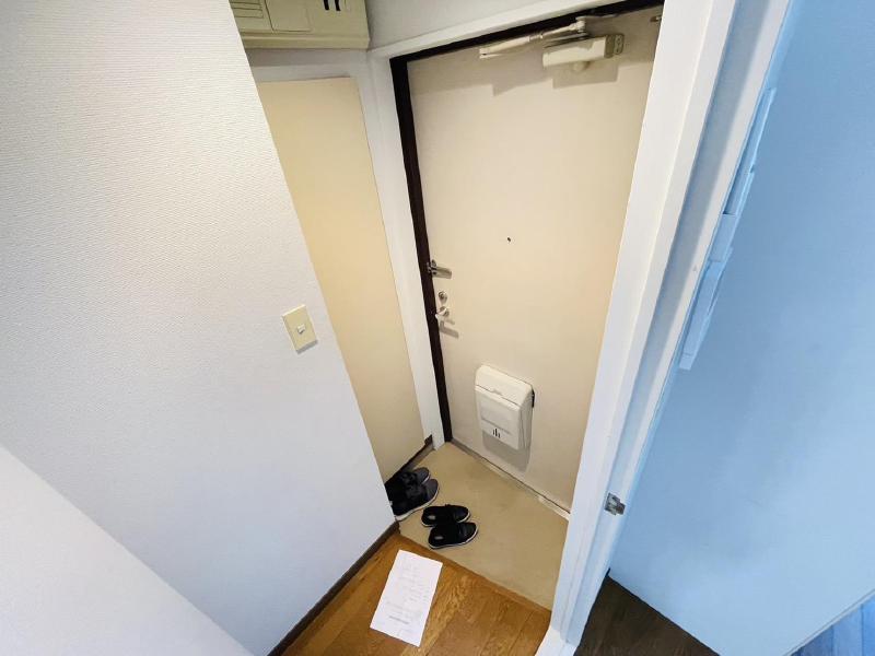 ポラール綾瀬の玄関写真