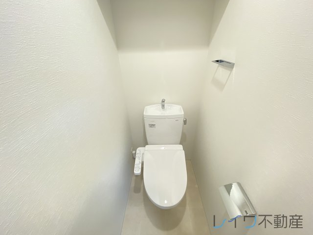 スプランディッド難波IIIのトイレ写真