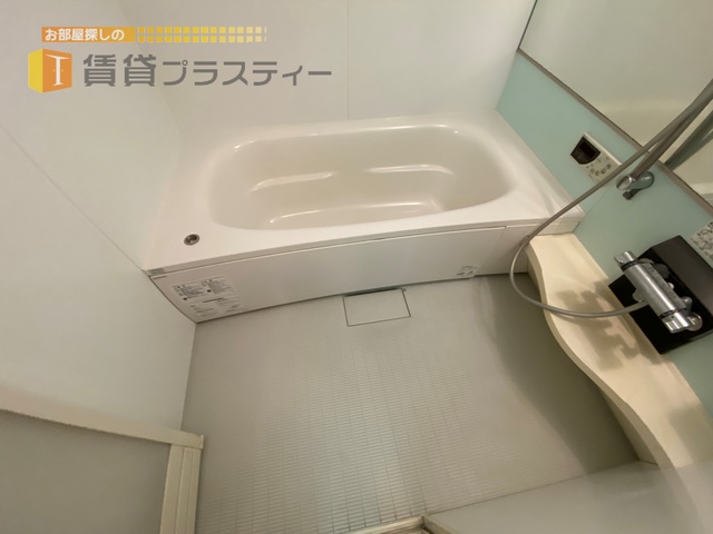 バス・シャワールーム　１坪タイプのお風呂でみんなでワイワイ入れます！