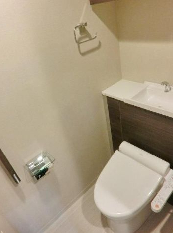 ライオンズアイル渋谷松濤のトイレ写真
