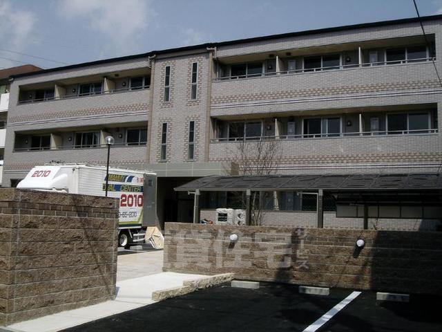 阪急宝塚線 服部天神駅 徒歩10分 築22年