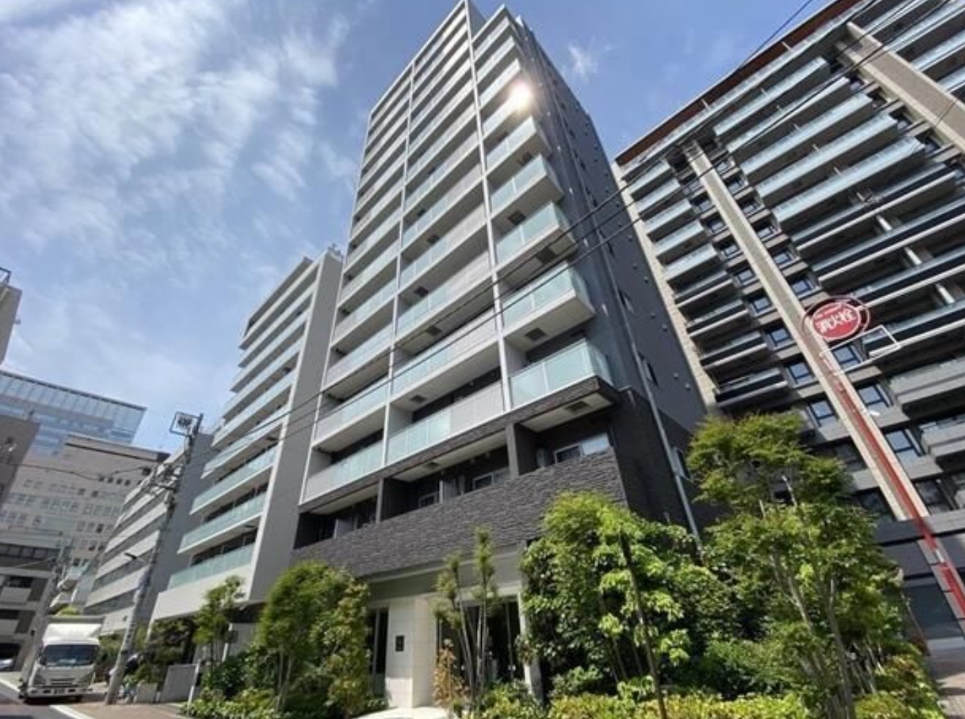 都営三田線 三田駅 徒歩5分 築16年