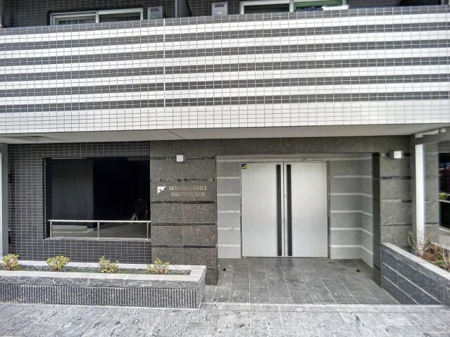スカイコートグレース西六郷の外観写真