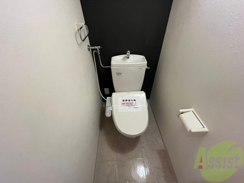 トイレ　シャワートイレになっているので快適です！