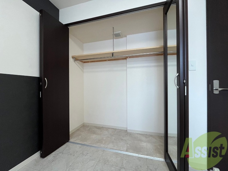 収納　収納もバッチリあるのでお部屋が片付きますよ！