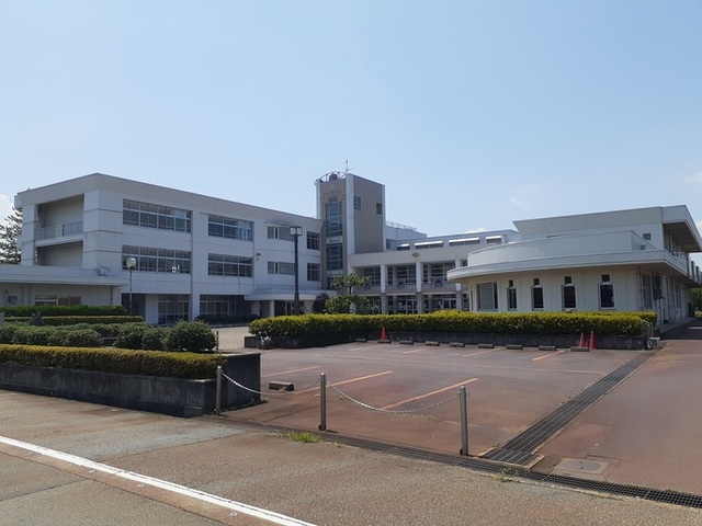 その他　草島小学校（その他）まで450m