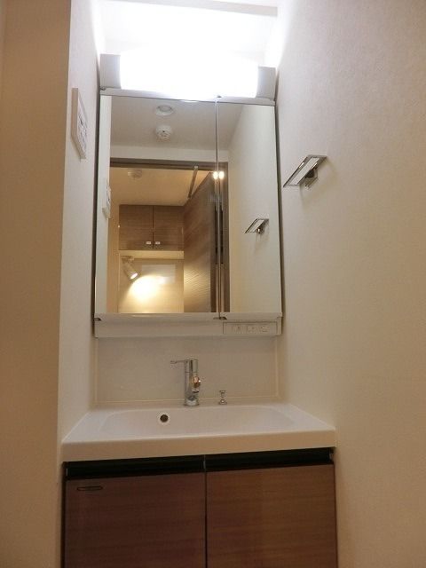 洗面設備　★独立洗面台★