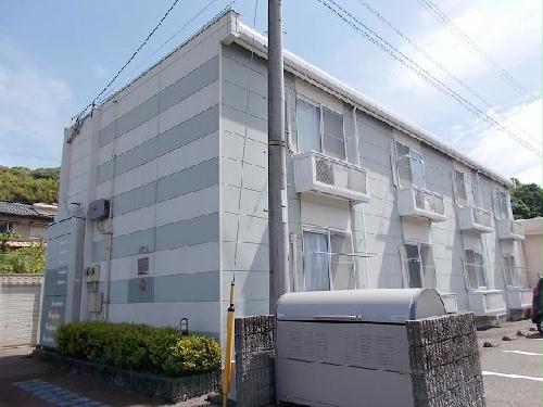 【レオパレスさくらの建物外観】