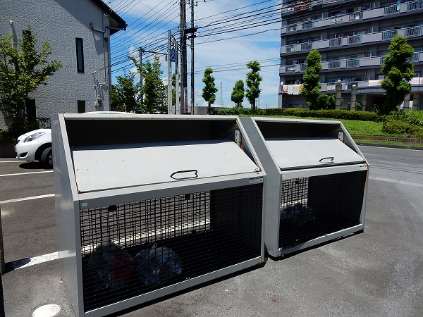 【水戸市三の丸のアパートのその他】