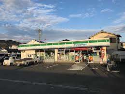 コンビニ　ファミリーマート興津中町店（コンビニ）まで347m